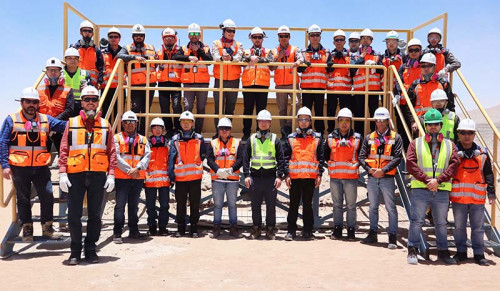 Radomiro Tomic fomenta lazos con empresas chinas para impulsar descarbonización y tecnología de punta