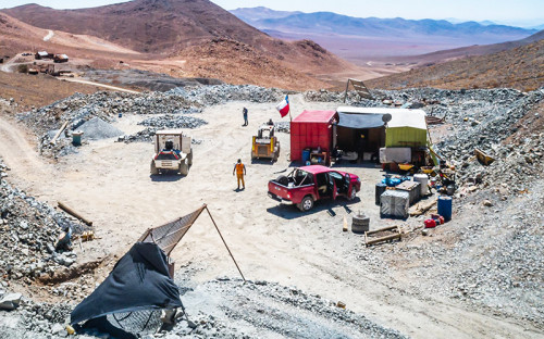 Alta Ley y Sonami presentan desafíos e iniciativas para el desarrollo sustentable de la pequeña minería
