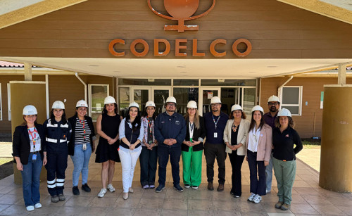 Mesa “Mujer y Minería” sesionó en Codelco Ventanas y destacó aumento considerable de la fuerza laboral femenina en el rubro