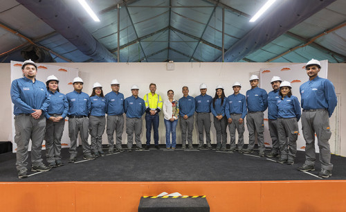 En su décimo año el Programa Trainee Comunitario de Sierra Gorda SCM recibe como aprendices a 13 vecinos de la comuna