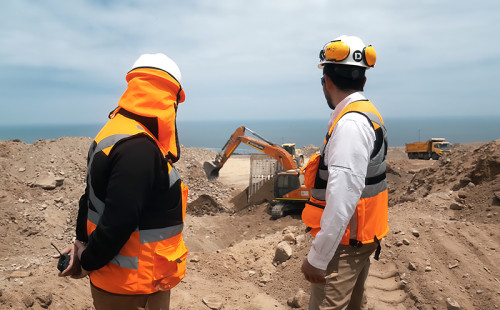 DEVELON anuncia mayor estándar operativo con nueva infraestructura y servicios