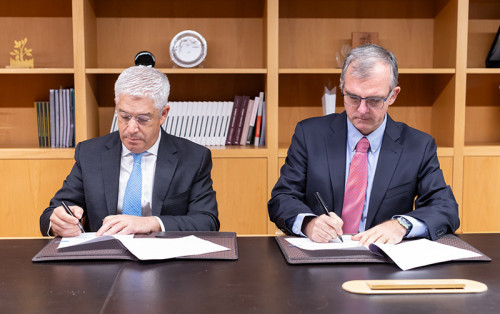 Universidad del Desarrollo firma convenio con International Copper Association para impulsar la minería del futuro