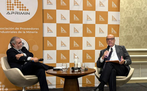 Expertos analizan la gestión estratégica de riesgos en contratos mineros