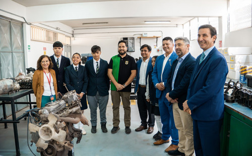 Semillero LomasLab, un modelo que une educación e industria para más oportunidades