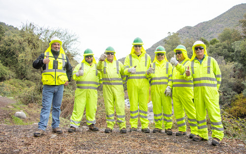 División El Teniente impulsa junto con empresas locales limpieza de Carretera El Cobre y Ruta Colinas Verdes