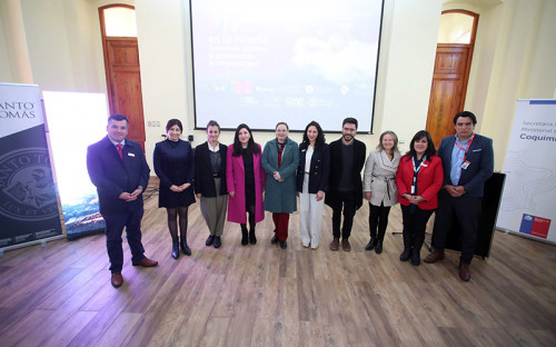 Exitosa jornada acercó la minería a jóvenes mujeres estudiantes