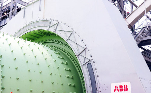 ABB implementa servicio para accionamientos de molinos sin engranajes en operaciones de Codelco