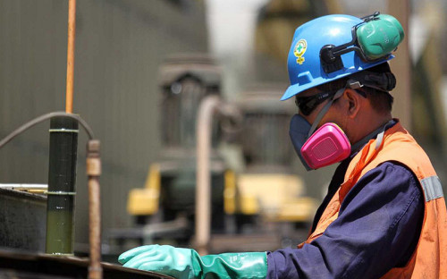Proveedores mineros se preparan para el alza de la demanda en 2026 con IA y analítica de datos
