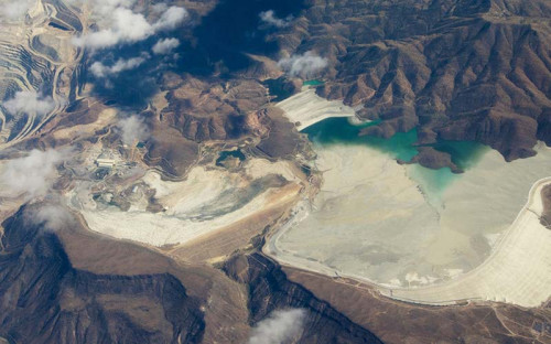 Académica UAI desarrolla proyecto para recuperar cobalto y níquel desde relaves mineros