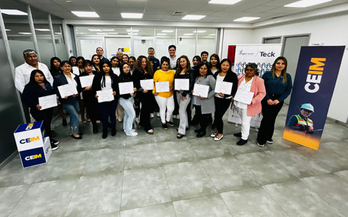 Teck impulsa nueva generación de operadoras CAEX en Tarapacá