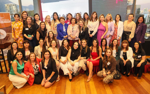 Women in Action by Aprimin celebra su aniversario con reconocimiento a buenas prácticas y nuevas alianzas