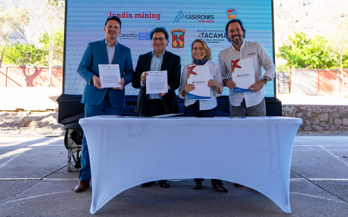 Lundin Mining, SLEP Atacama y Desafío Levantemos Chile firman alianza para construir escuela transitoria en Los Loros
