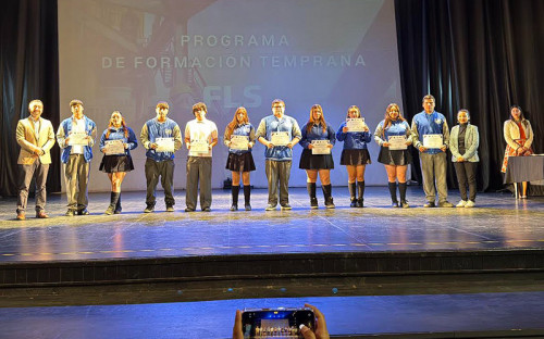 107 estudiantes de Casablanca completaron formación técnica para la industria minera