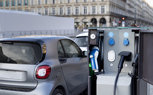 América Latina: avances, desafíos y el impulso hacia una movilidad eléctrica sostenible