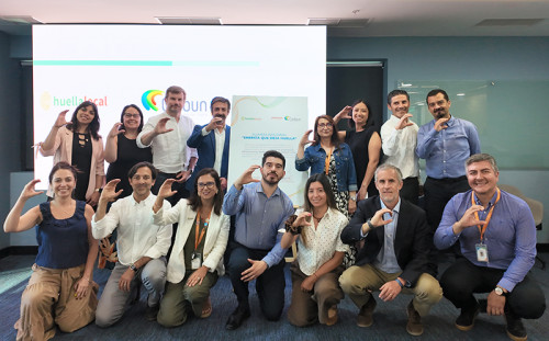 Colbún y Fundación Huella Local suscriben convenio que consolida su trabajo por el desarrollo en regiones