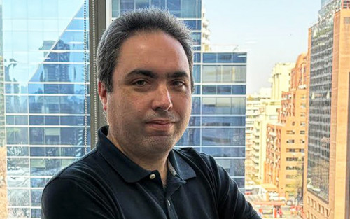 Syntec realiza nuevo diseño de consola de alimentador de chancador primario