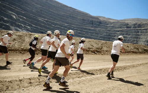 Equipo de la maratón más alta del mundo entrenó en Minera Candelaria de Lundin Mining