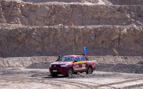 Proveedores de Sierra Gorda SCM inyectaron más de $600 millones a la comuna por pago de permisos de circulación