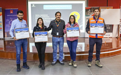 Ministro Hales reconoció a empresas colaboradoras por su destacada gestión y desempeño en 2025