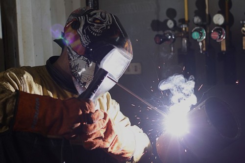 INDURA potencia su Centro Técnico con clases por rubro y presenta aplicación para costos en soldadura