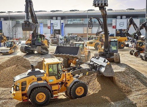 Volvo CE presenta excavadora y pala cargadora eléctricas en la feria de Bauma