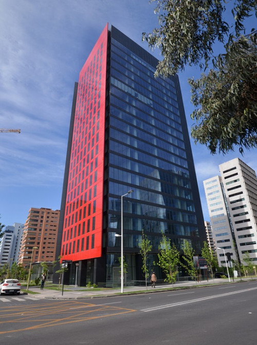 Vantaz inaugura nuevas oficinas corporativas en Santiago