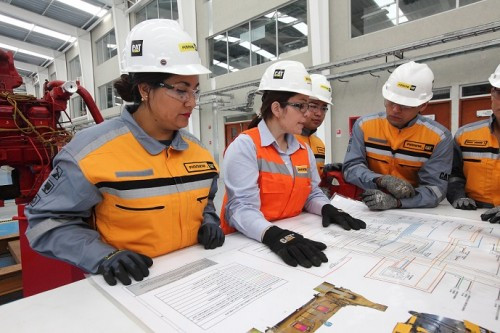 Finning y ComunidadMujer continúan promoviendo mayor participación de mujeres en carreras técnico-profesionales