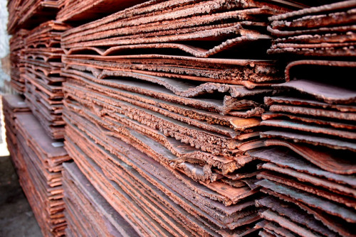 Industria coincide en que «hay que mirar con cautela» el incremento del precio del cobre