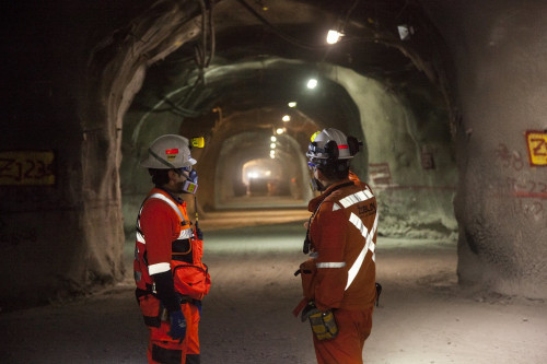 Ministro de Minería destaca que a 10 años del rescate de los 33 mineros la tasa de fatalidad de la industria ha bajado un 75%