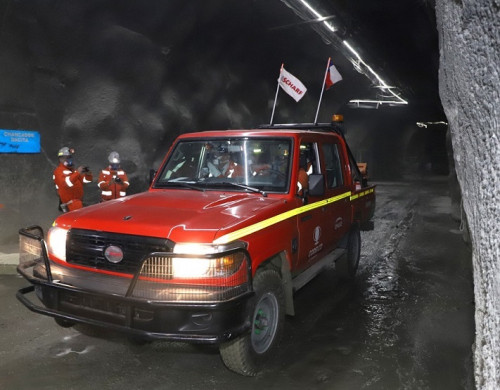 Codelco estrena primera camioneta eléctrica en la industria minera local