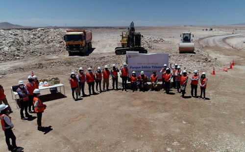 Subsecretario de Energía y autoridades regionales visitan Parque Eólico Tchamma para conocer estado de avance