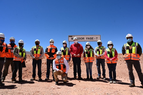 Ministros Prokurica y Zalaquett visitan proyecto minero La Coipa en Atacama
