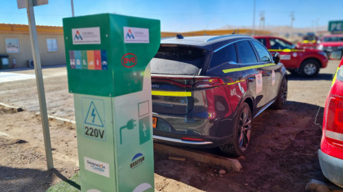Minera Centinela cuenta con su primer vehículo 100% eléctrico operativo en faena