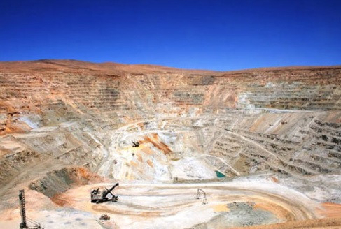 Índice de Producción minera retrocedió 2,9% interanualmente en agosto