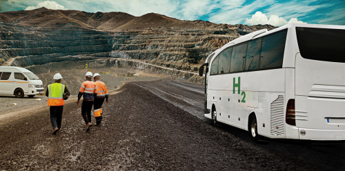 Estudian funcionamiento de buses con celdas de combustible a hidrógeno