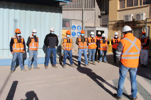 Equipo de Movimiento de Tierra de Chuquicamata es reconocido por mantenimiento basado en la seguridad y con buenos resultados