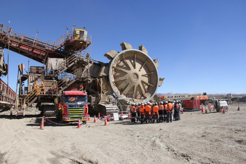 Estiman que actividad minera en Chile generaría alrededor de 25.000 puestos laborales directos al 2030