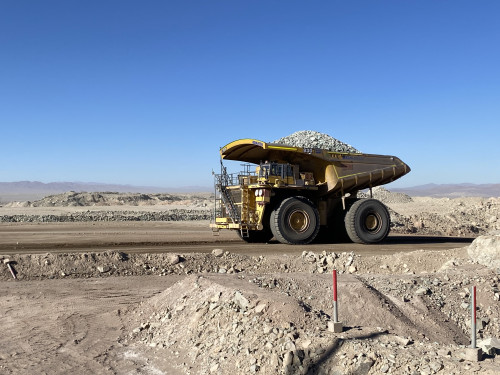 División Gabriela Mistral de Codelco actualizó sistema autónomo de sus CAEX