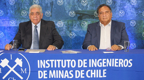 Sergio Demetrio asumió como presidente del IIMCh