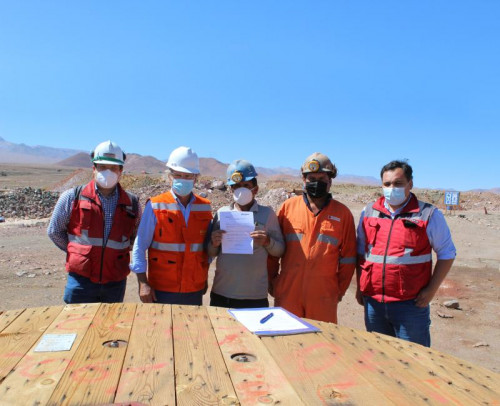 ENAMI entrega aportes a mineros afectados por las últimas lluvias en el norte