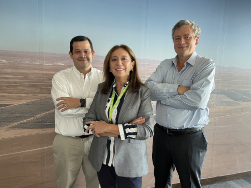 Solek define ambiciosas metas para 2023 y potencia sus liderazgos en Chile