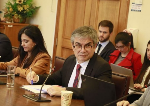Gobierno presentó indicaciones que reformulan el proyecto de royalty minero