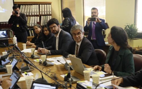 Gobierno asegura que nuevo proyecto de royalty «no pone en riesgo el desarrollo futuro de la industria»