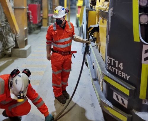 Codelco estrena en El Teniente el primer cargador 100% eléctrico de Sudamérica