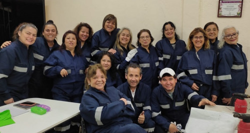 Mujeres participan activamente en capacitaciones de la ENAP