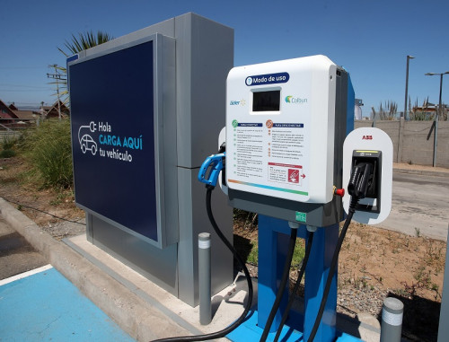 Inauguran nueva estación de carga eléctrica en La Serena