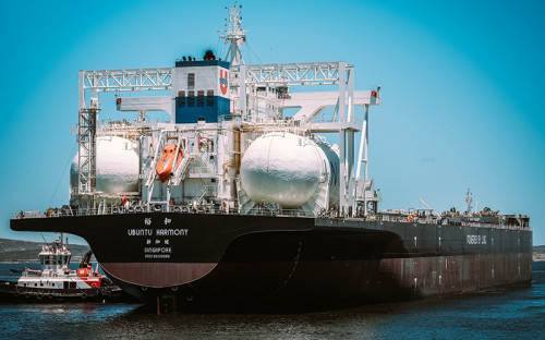 Anglo American apuesta por envíos carbono neutral y carga su primer buque con gas natural licuado