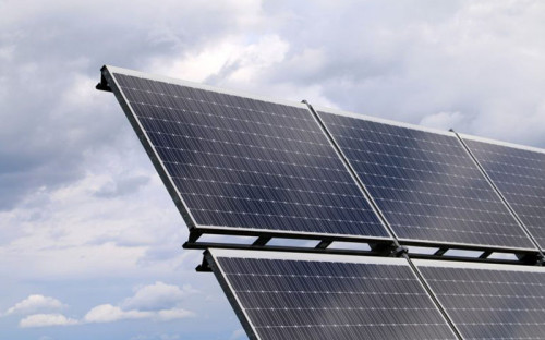 Ingresan a evaluación ambiental proyecto fotovoltaico de US$180 millones para el Maule