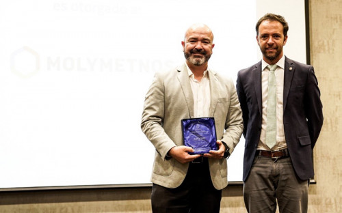 Asiquim premia a filial de Molymet por la protección del caudal hídrico en San Bernardo