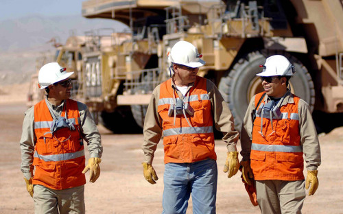 Empleo promedio en la minería nacional creció 22% en 2022